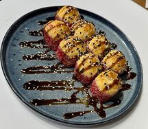 Запеченный ролл с крабом