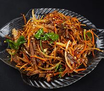 А12 Говядина с жареной картошкой и кинзой