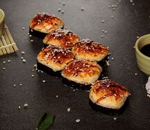 Запеченный сырный ролл с крабом