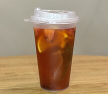Холодный чай с чабрецом и клубникой 