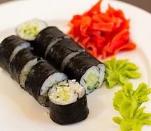 Маки с креветкой 
