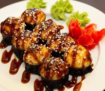 Запеченный ролл с курицей