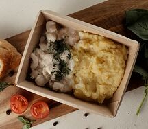 Фрикасе из курицы с пюре