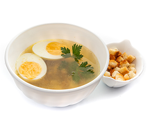 Куриный бульон с гренками