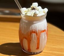 Молочный коктейль Клубничный