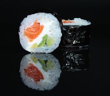 Сяке футомаки
