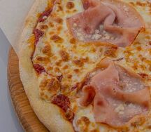 Пицца с ветчиной и сыром моцарелла 30 см