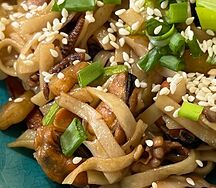 Пшеничная лапша с морепродуктами