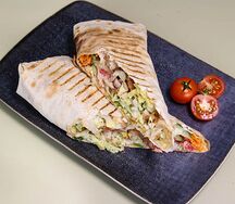 Макси-шаурма из курицы