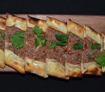 Пиде с говяжьим фаршем