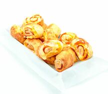 Булочки с пепперони