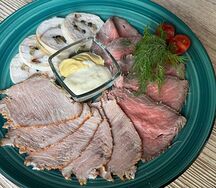 Мясная тарелка