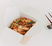 Wok с курицей