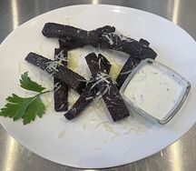 Гренки с чесноком и пармезаном