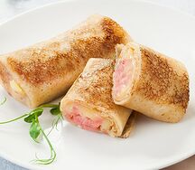 Блин с сыром и ветчиной