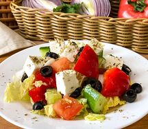 Салат по-гречески