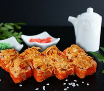 Запеченный ролл Сакура