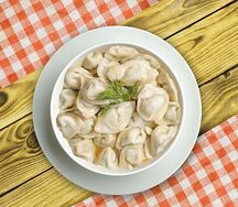 Дюжина пельменей с говядиной и свининой