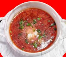 Борщ из курицы со сметаной
