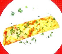 Омлетный ролл с курицей и овощами
