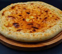 Осетинский пирог с картофелем и сыром