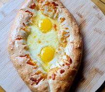 Хачапури по-аджарски