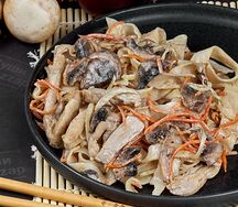 Курица в сливках с раменом