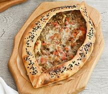 Хачапури с начинкой из мяса телятины