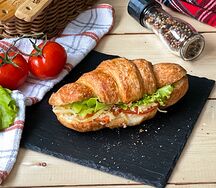 Круассан с ветчиной и сыром