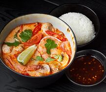 Том ям с креветкой
