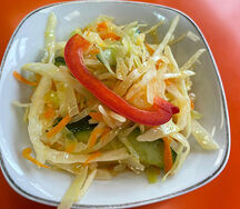 Салат с капустой