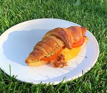Круассан Hood Breakfast 