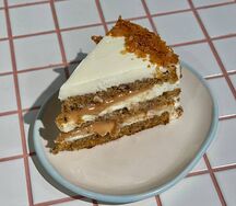 Морковный торт с карамелью
