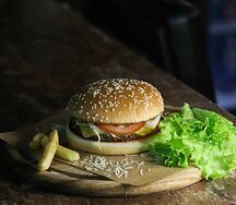 Рояльбургер Чизз с чеддером и пармезаном