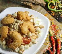 Салат Цезарь с креветками