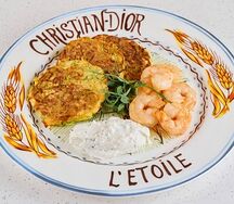 Кабачковые оладьи с креветками и соусом чимичyрри