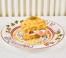 Картофельные драники с беконом и творожным сыром 