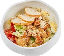 Цезарь с куриным шашлыком 