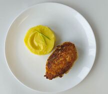 Пожарская котлета с картофельным пюре
