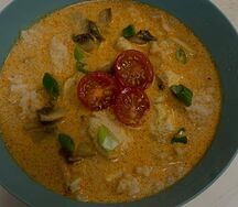 Том ям с курицей 