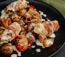 Миньоны из курицы с беконом