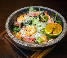 Салат с тунцом и креветками