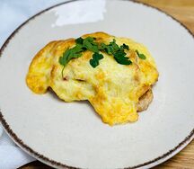 Отбивная из свинины с беконом и болгарским перцем