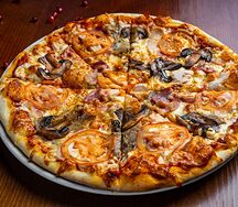 Пицца мясная