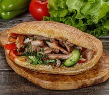 Шаурма с говядиной в пите