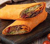 Шаурма с говядиной в сырном лаваше