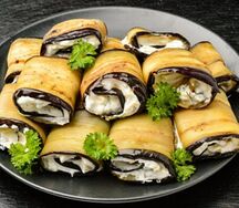 Рулетики из баклажанов