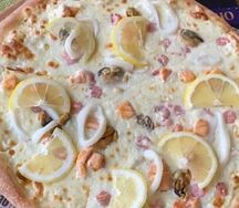 Пицца с морепродуктами