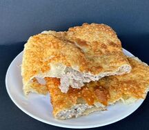 Чебурек с мясом и сыром