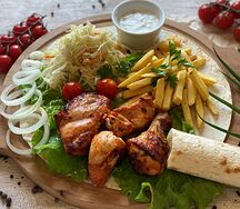 Комбо-набор Шашлык из куриного филе бедра с гарниром